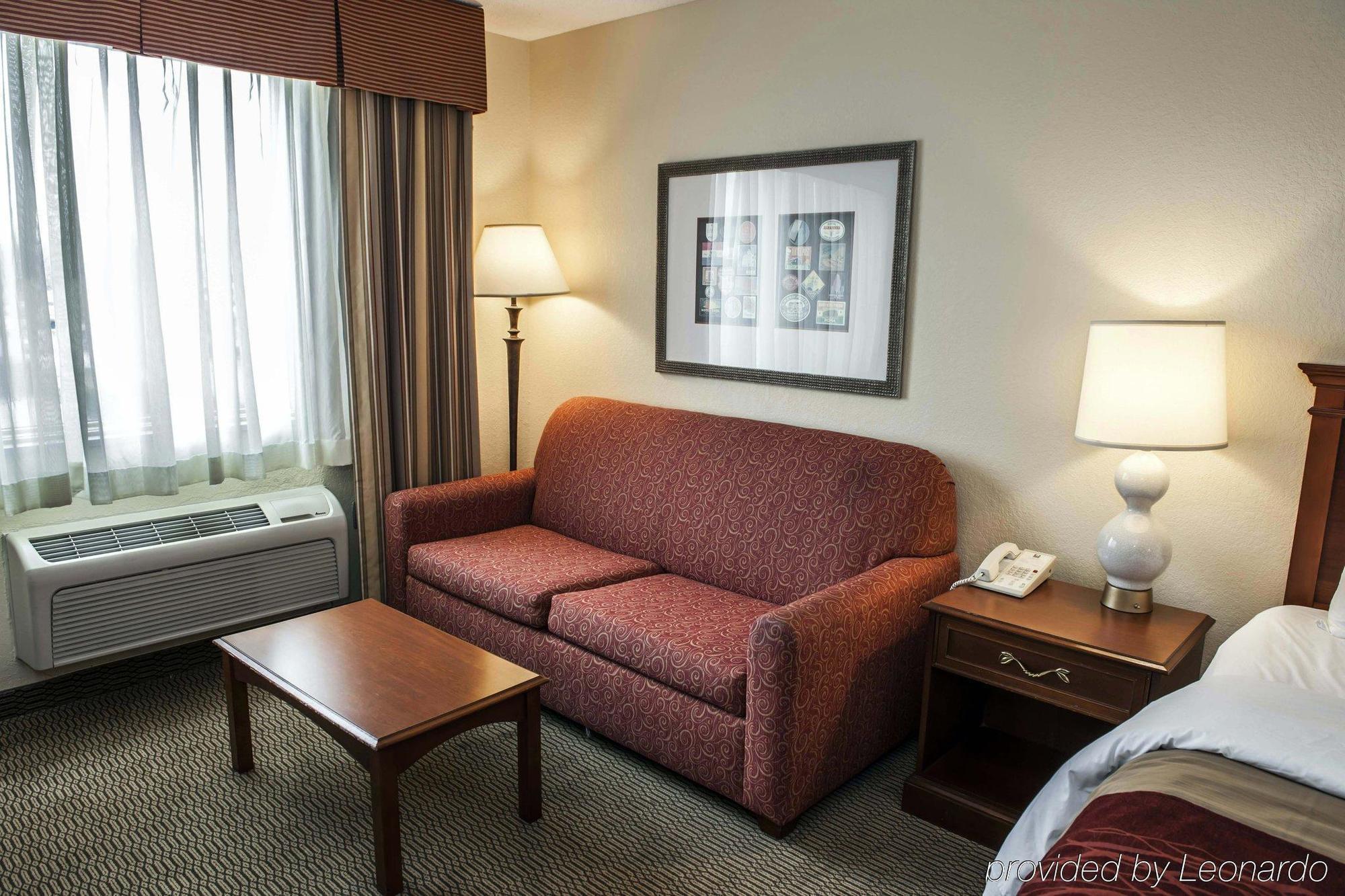 Holiday Inn - Columbus By Ihg Exteriör bild